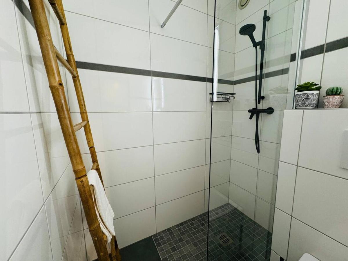 Klassen Stay - Design Studio In 11 Etage - Tolle Aussicht - Sauna, Pool - Netflix Lahnstein Exterior foto