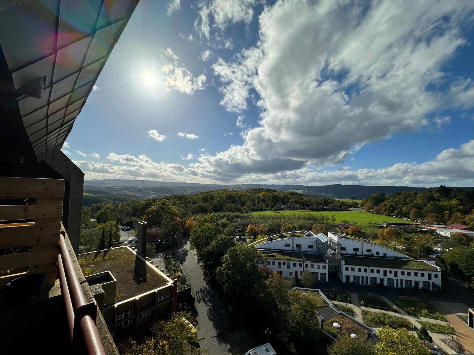 Klassen Stay - Design Studio In 11 Etage - Tolle Aussicht - Sauna, Pool - Netflix Lahnstein Exterior foto